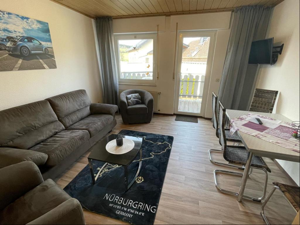 Relaxen Am Ring Fewo 2 Wimbach Exterior photo